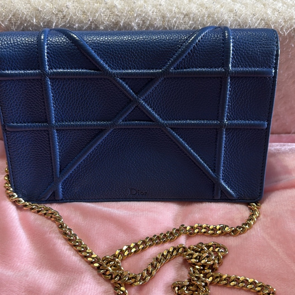 Dior - Picture 2 of 7